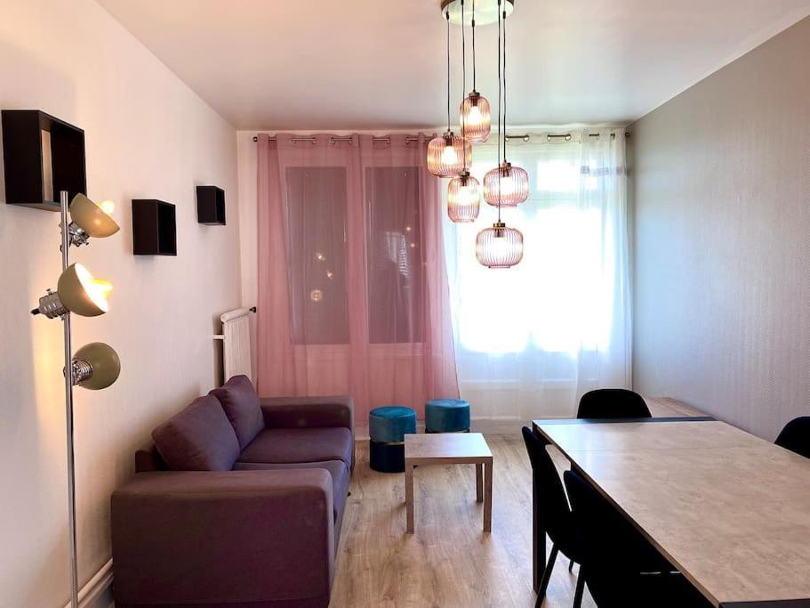 Bel Appartement Centre Ville De 维耶尔宗 外观 照片
